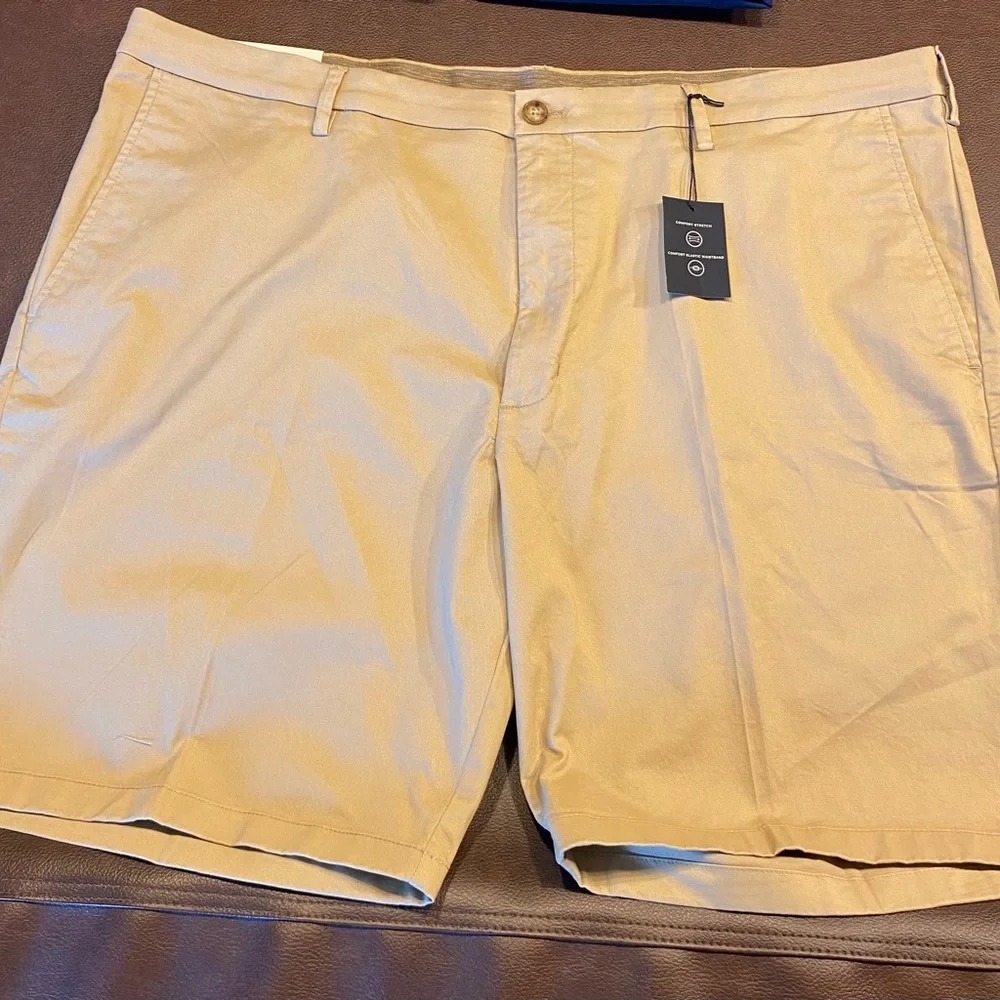 JOSEPH ABBOUD Tan Shorts 44”